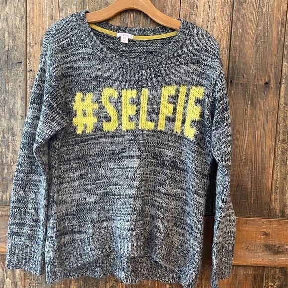 Xhilaration Sz M Black Yellow Chunky Whimsical Knit Selfie Long Sleeve Sweater - Picture 2 of 7